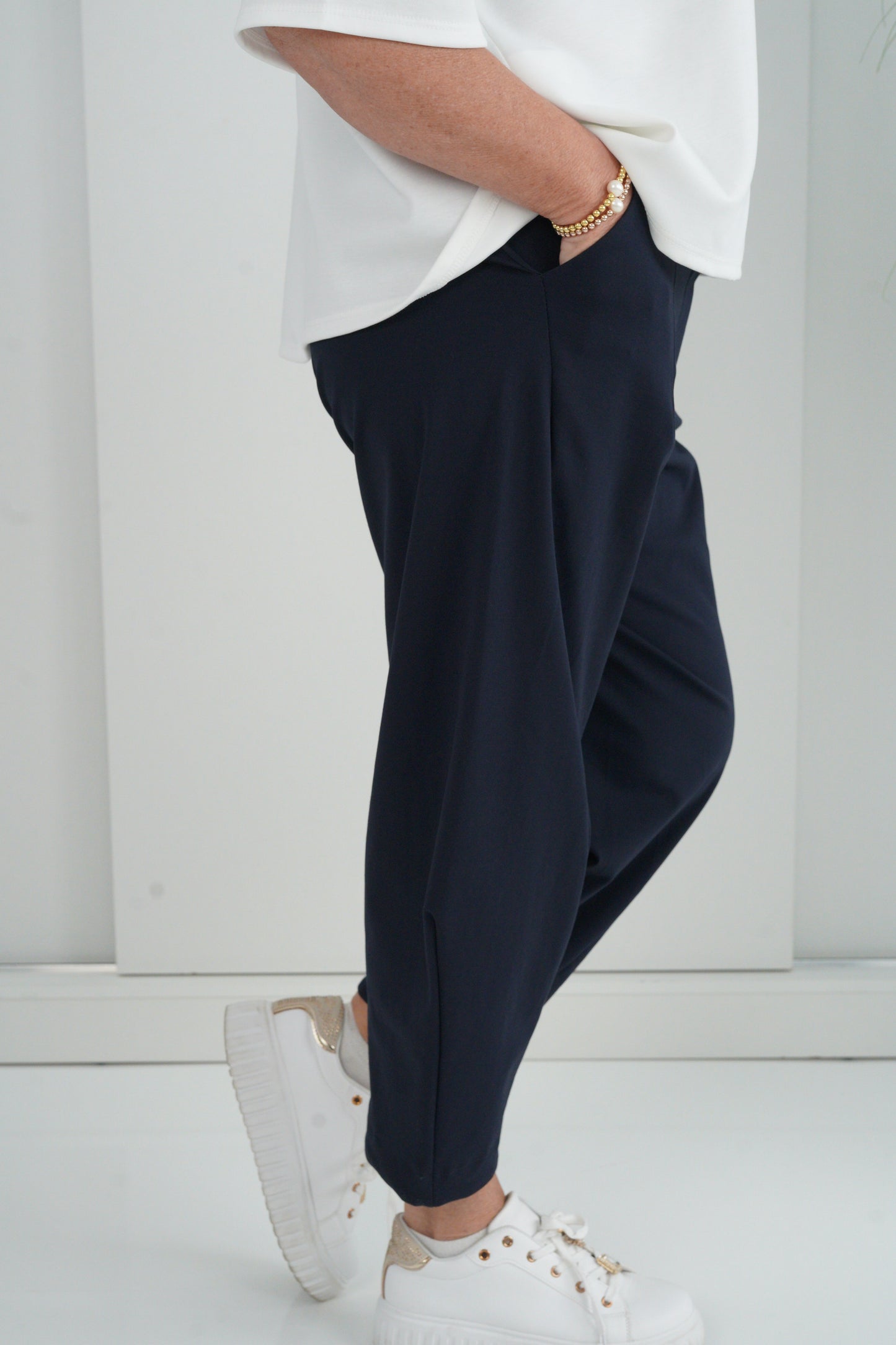 Hose in Dunkelblau (38-42+)