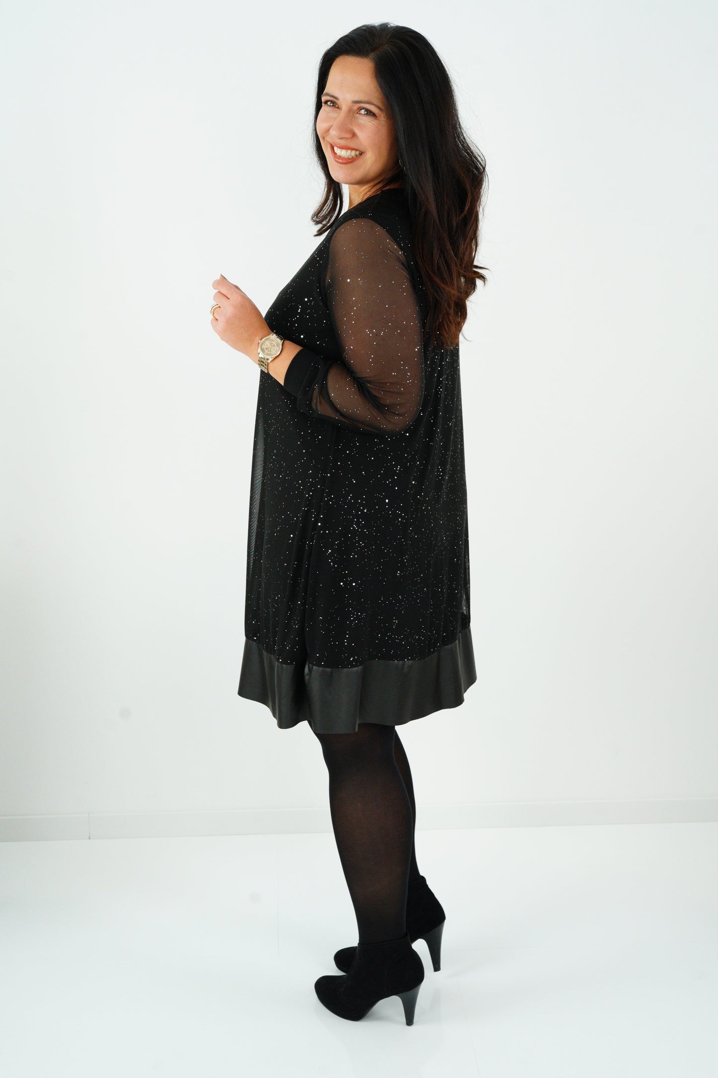 Kleid in Schwarz (38-42+)