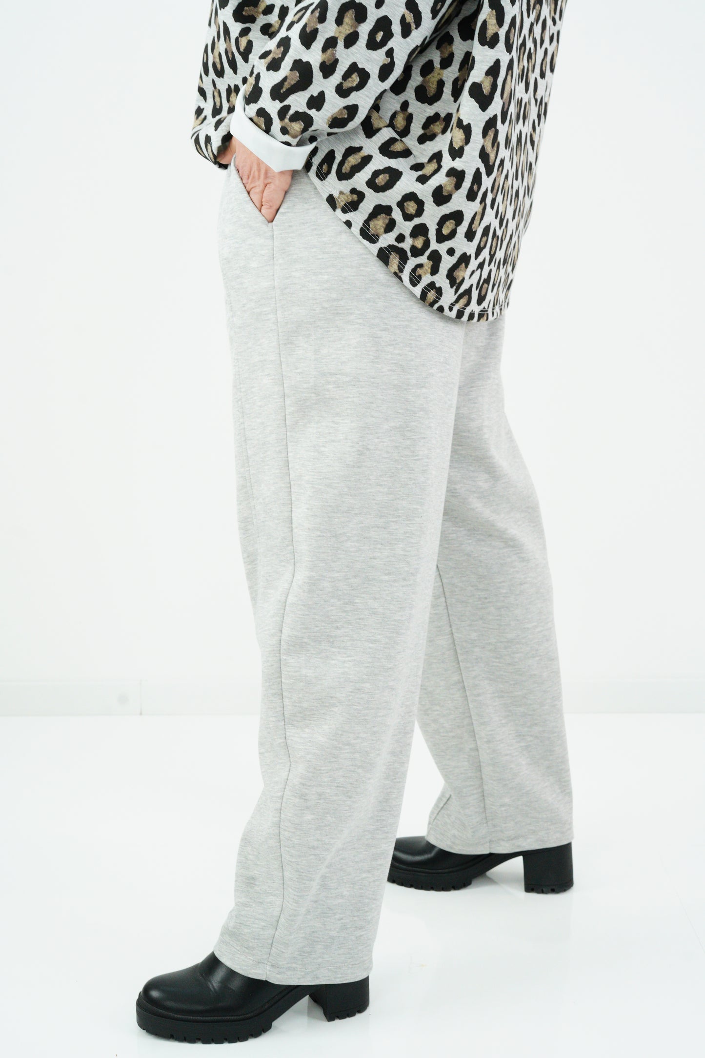 Sweat-Hose in Grau (38-44)