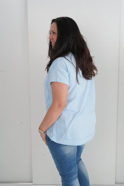 T-Shirt in Hellblau (40-44)