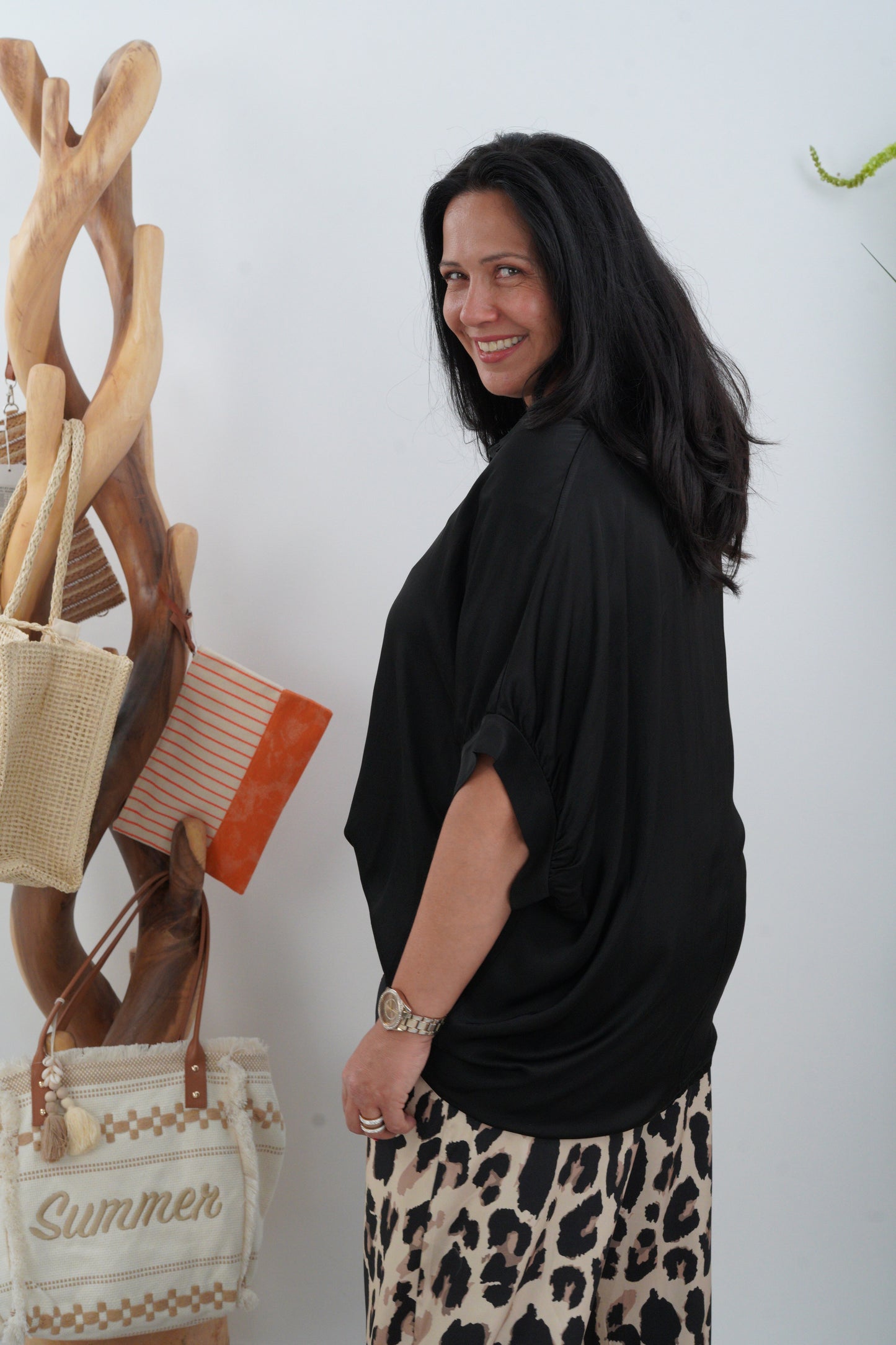 Bluse in Schwarz (42-46+)