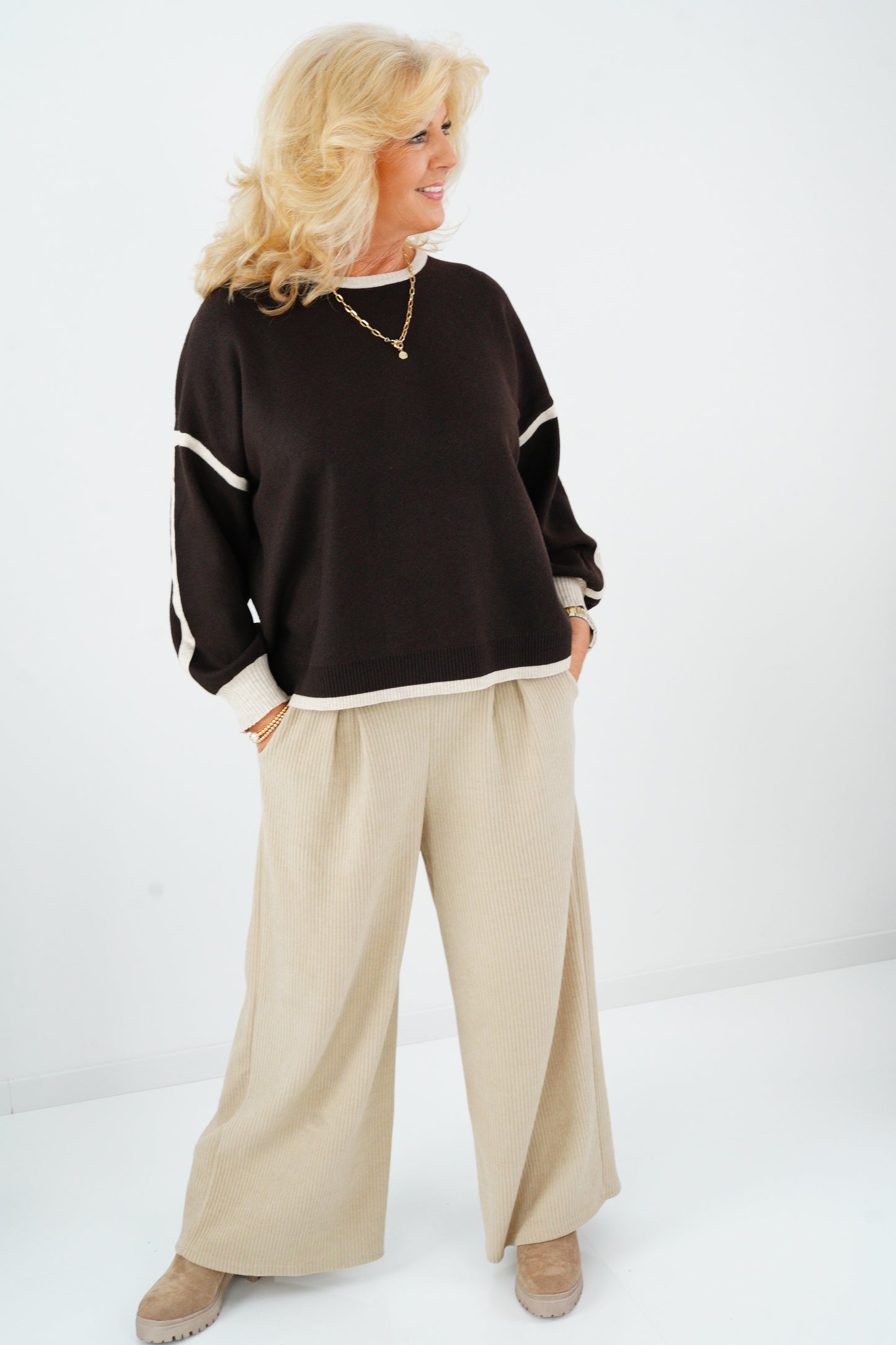 Pullover in Chocolate (38-44)