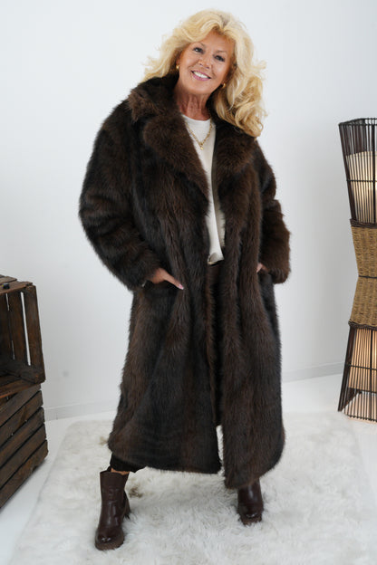 Webpelz Mantel in Dark-Chocolate (38-42+)