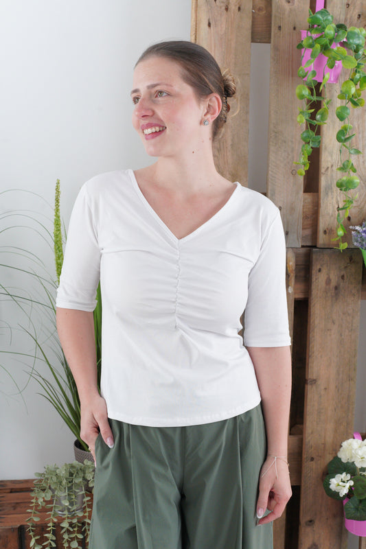 Basic Shirt in Weiß (36-40)