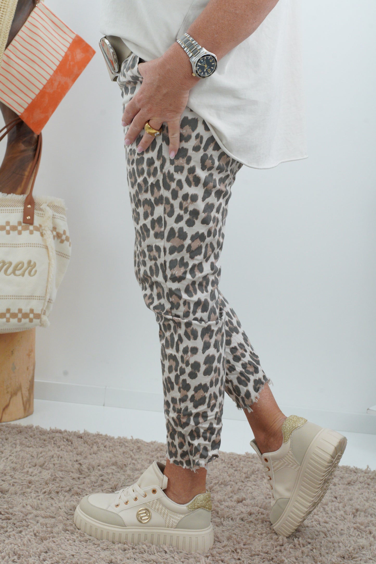 Joggpant in Leo-Beige (38-42)