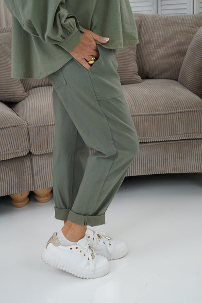 Hose in Khaki (38-42+)