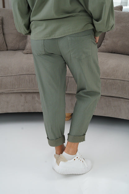 Hose in Khaki (38-42+)