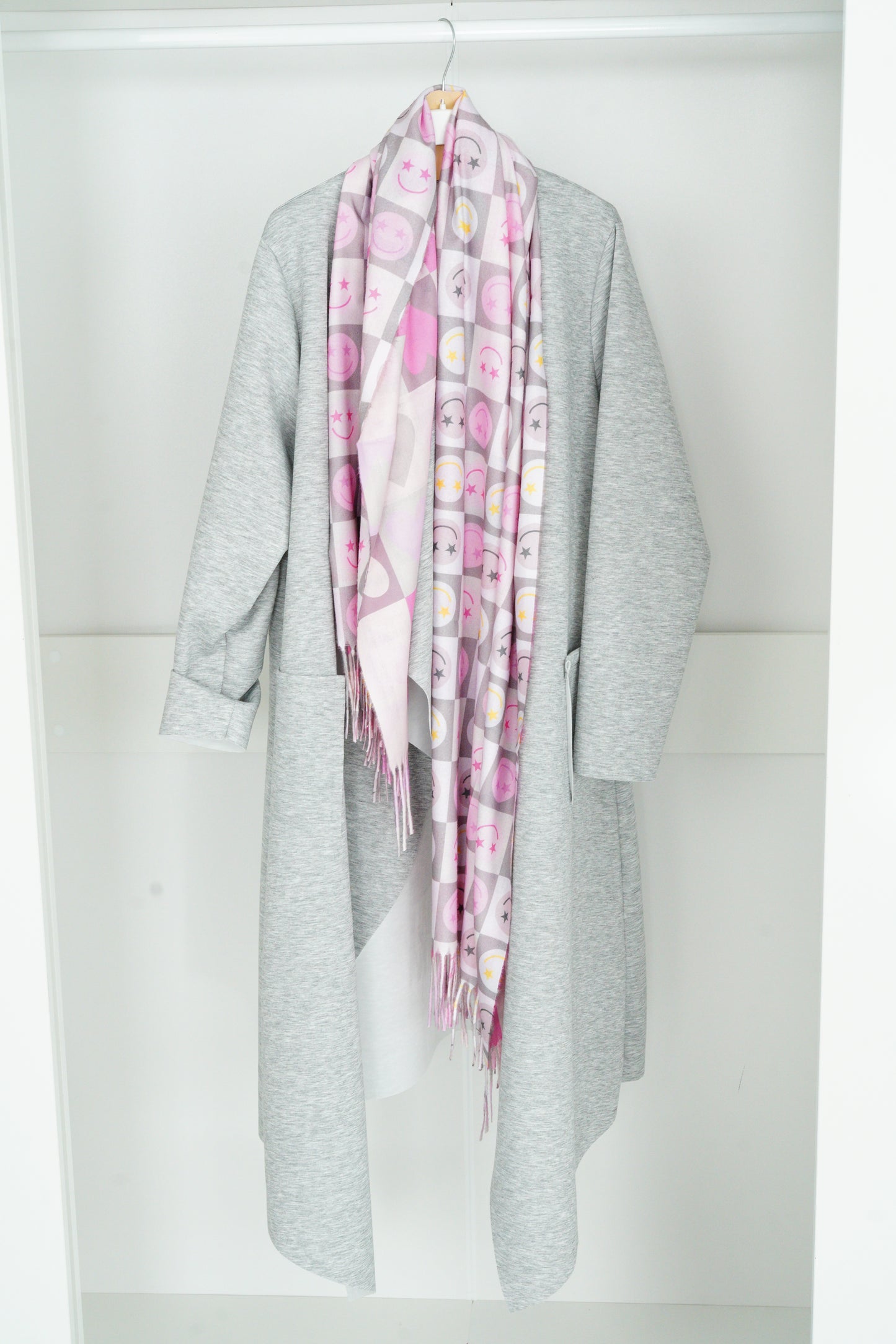 Komplett Outfit Schal-Shirt-Jacke & Joggpant (42-44+)