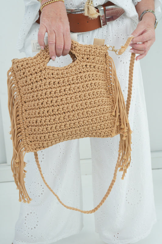Boho-Häkeltasche in Cappuccino