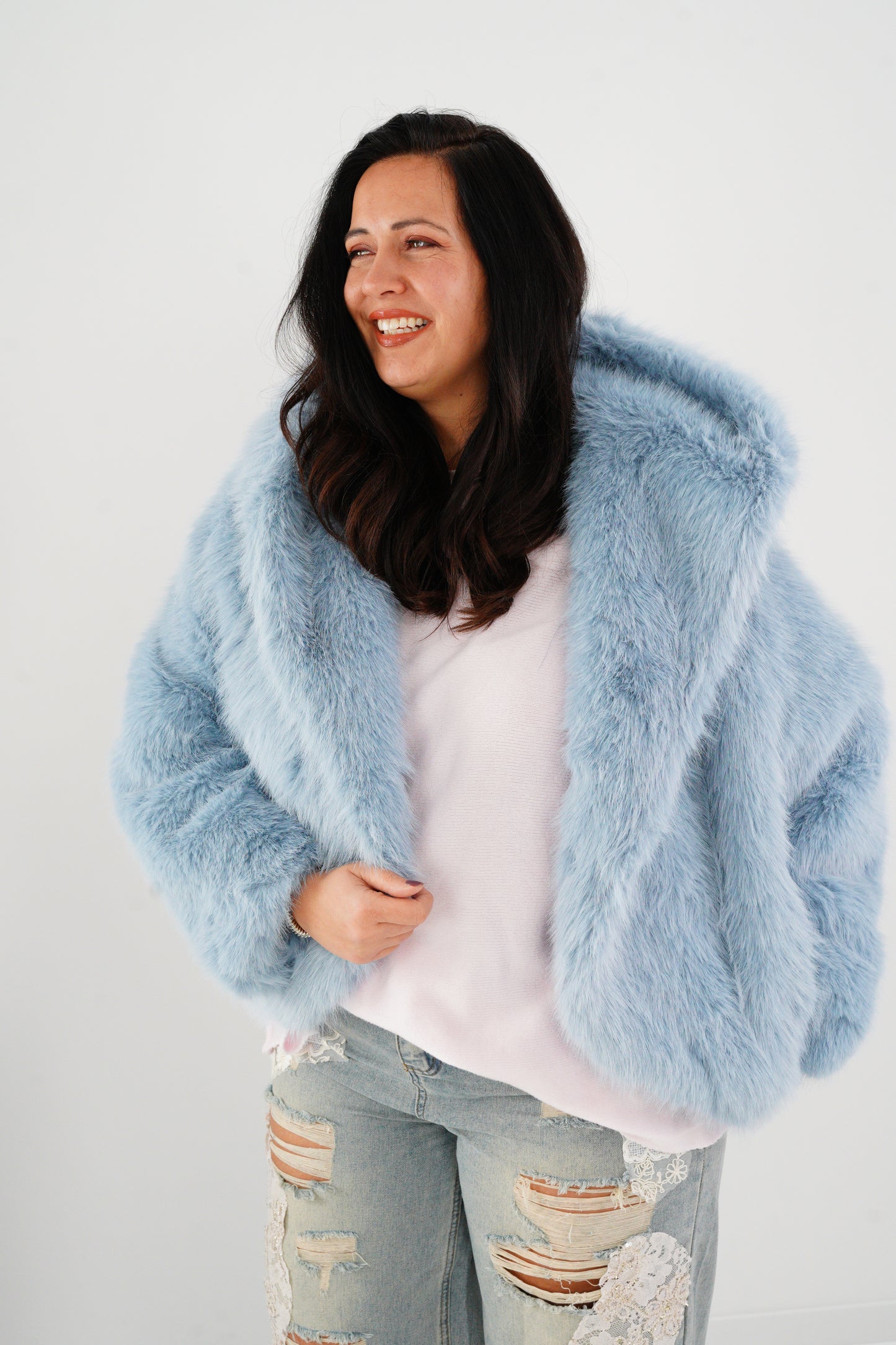 Webpelz-Jacke in Hellblau (40-42+)