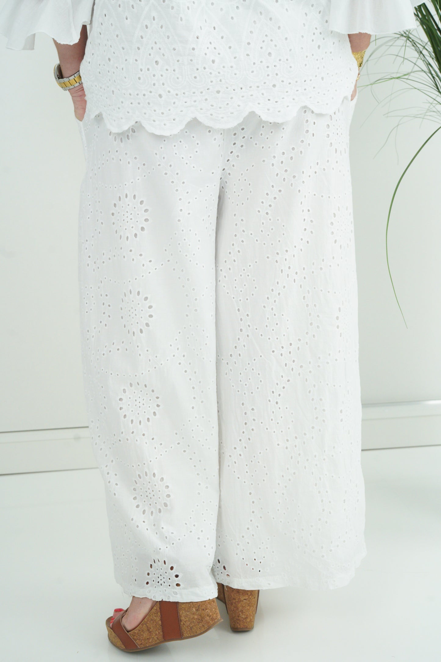 Hose in Weiß (38-42)