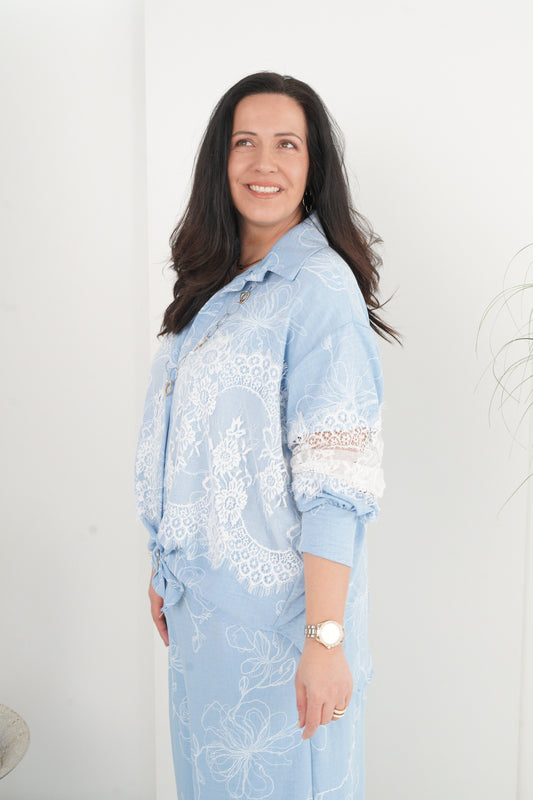 Bluse in Jeansblau (40-46)