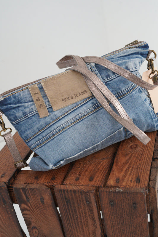 Jeans-Tasche in Jeansblau