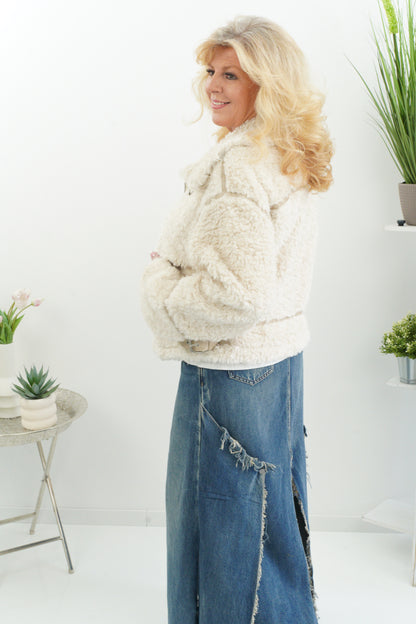Kuschelige Teddyjacke in edlem Creme (38-42+)