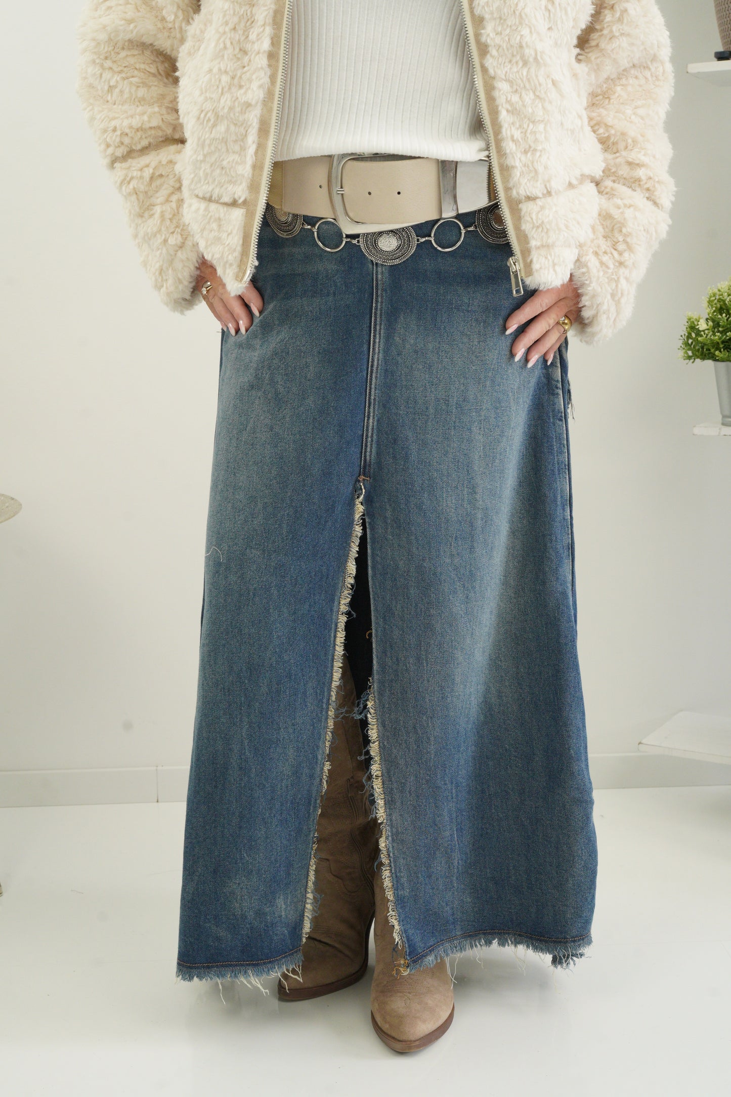 Jeansrock in Jeans-Blue mit lässigem Used-Look (M,L)