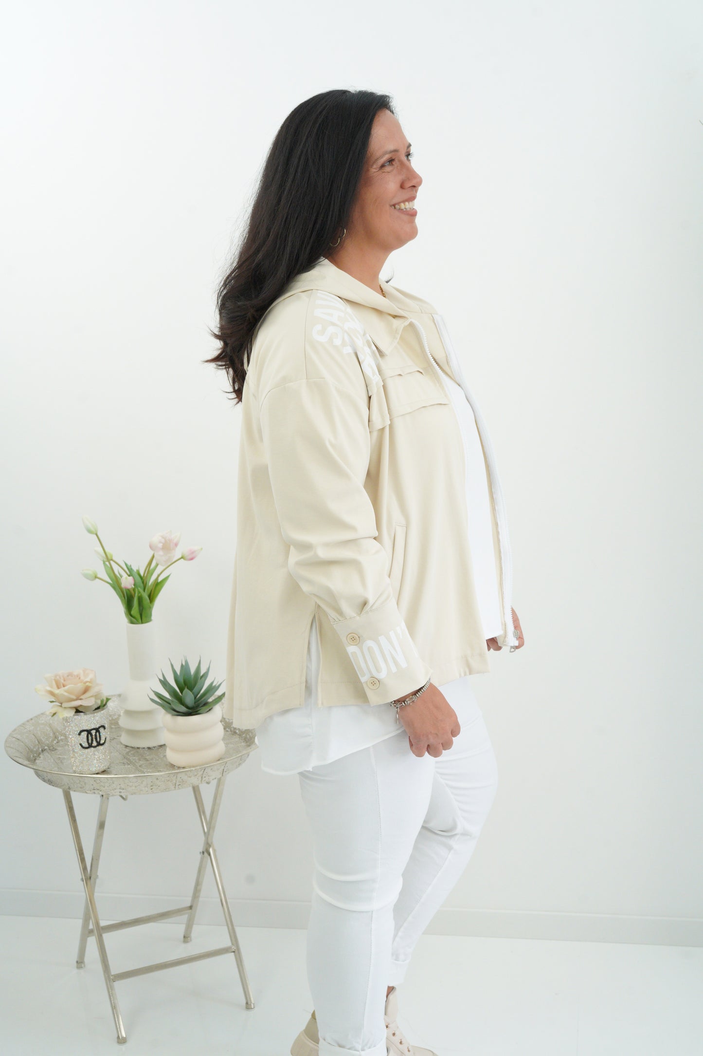 Stillvolle Jacke in Beige (40-44+)