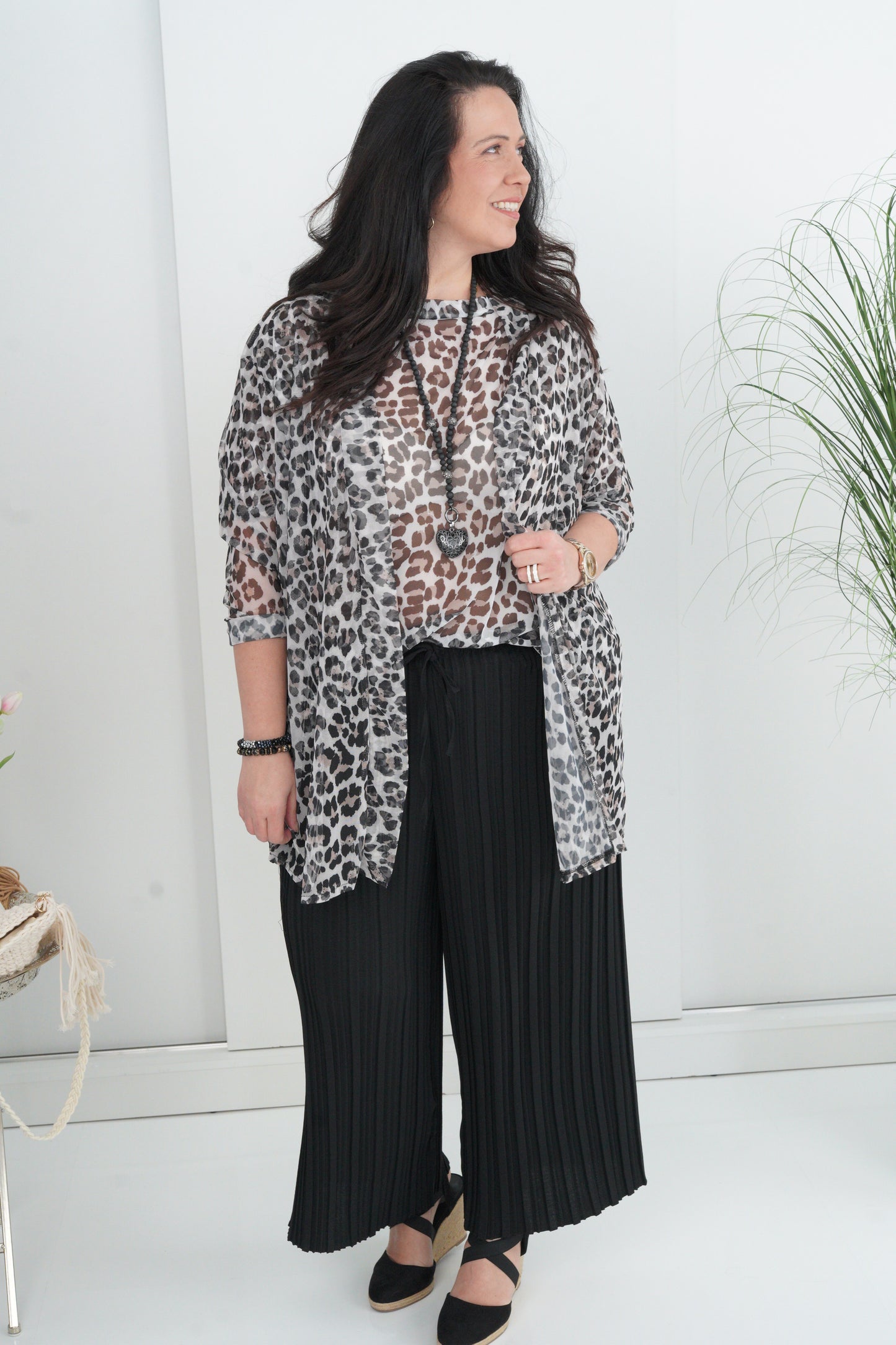 Mesh Jacke in Leo-Beige/Schwarz (42-46)