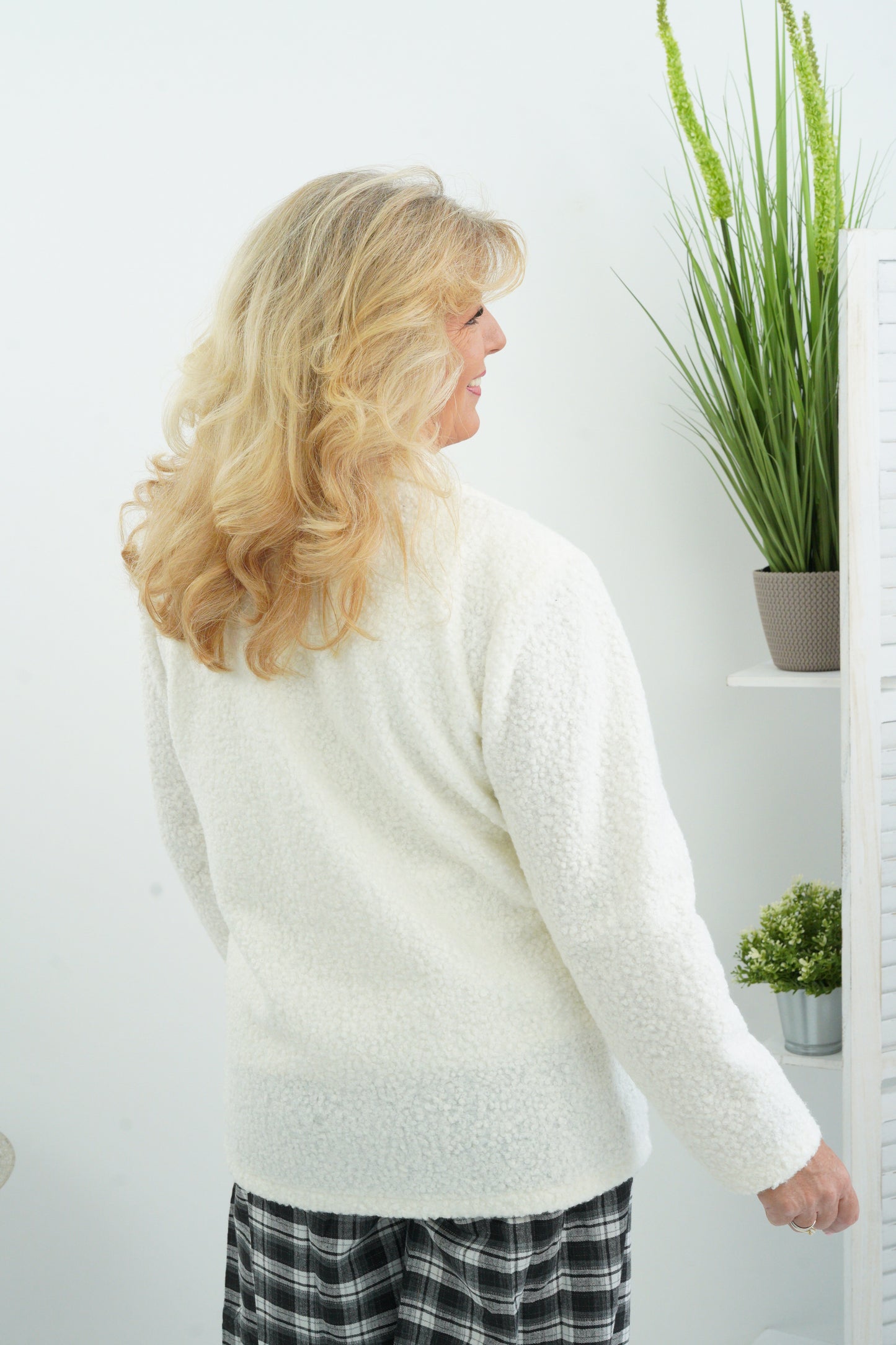 Elegante Bouclé-Jacke in edlem Off-White (38-44)