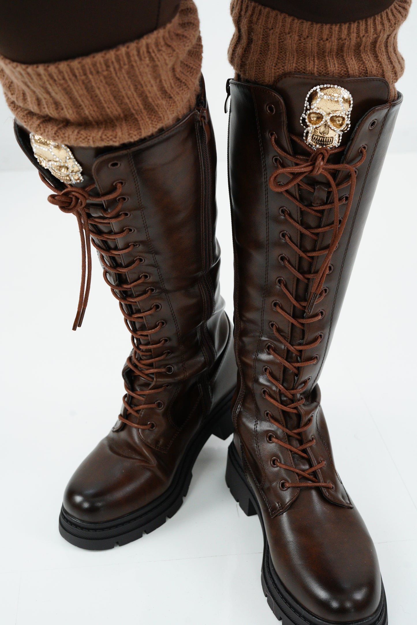 Totenkopf Magnet in Antik-Gold