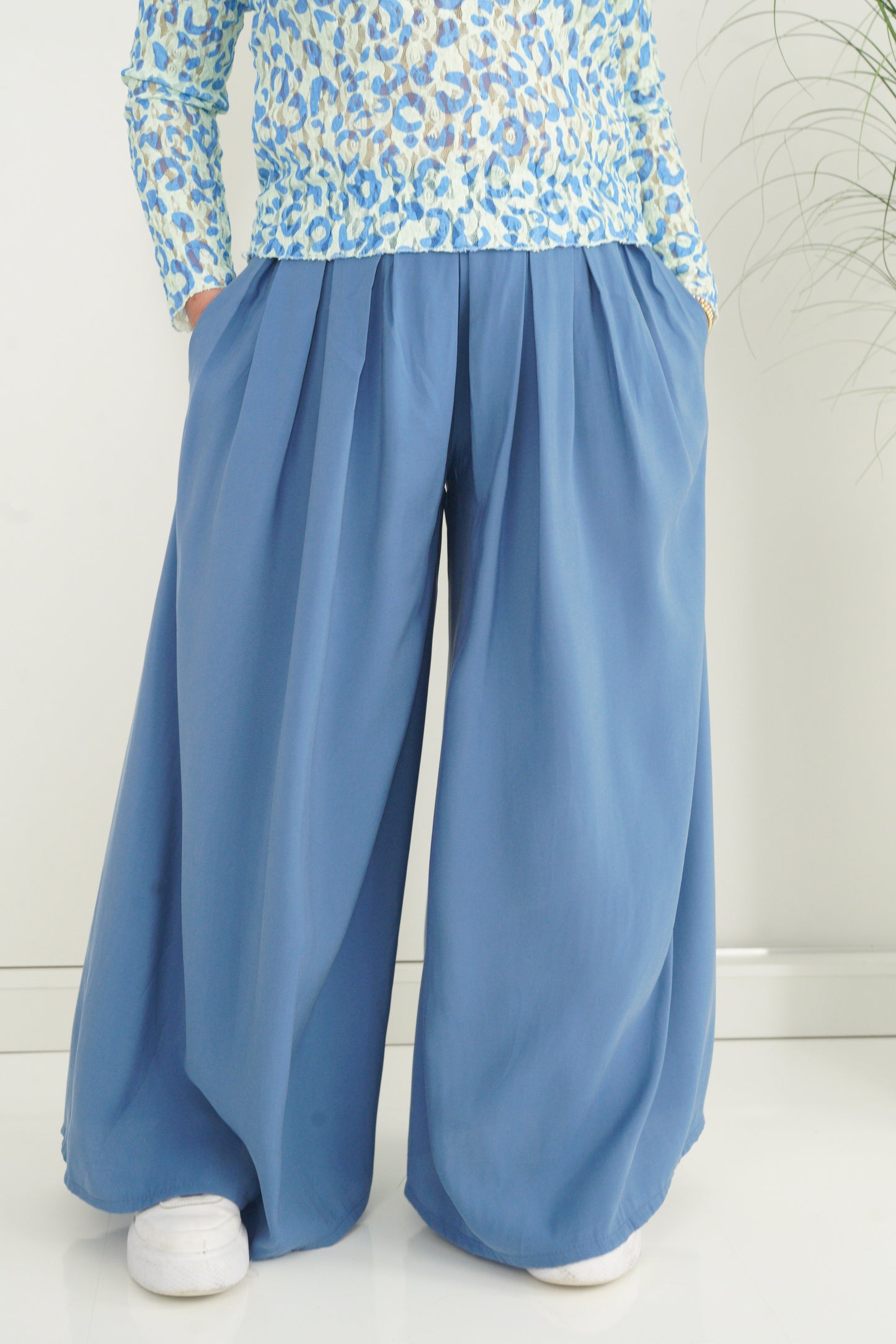 Hose in Blau (38-42)