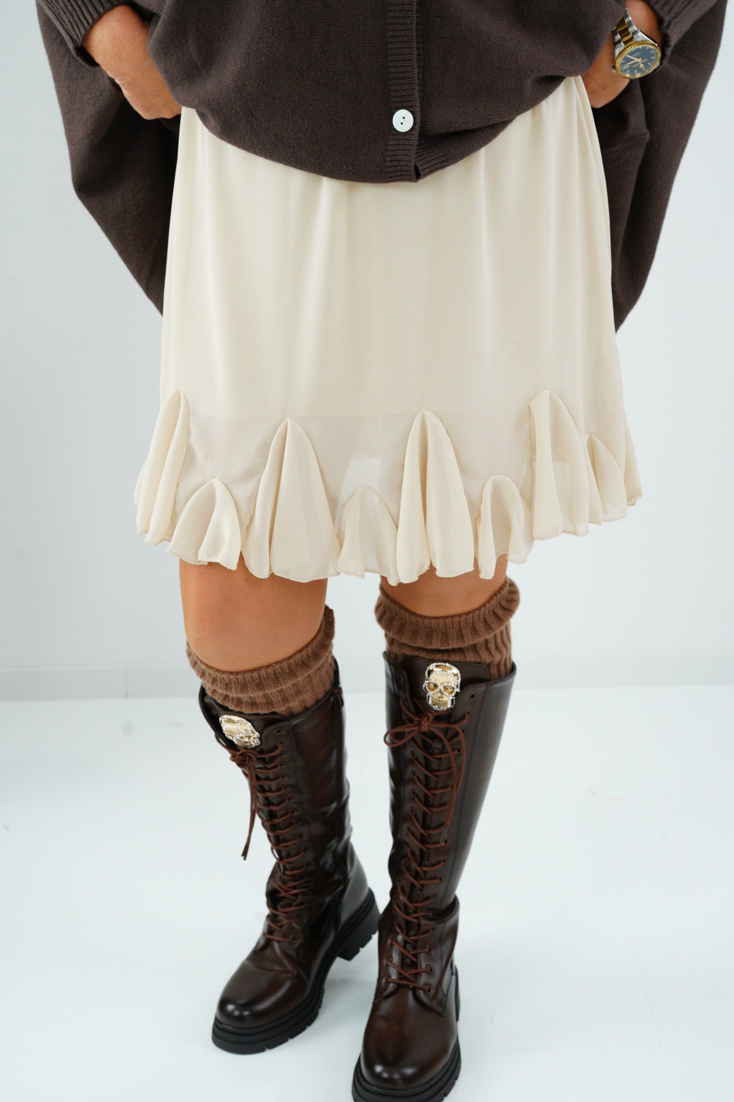 Rock in Beige (38-42+)