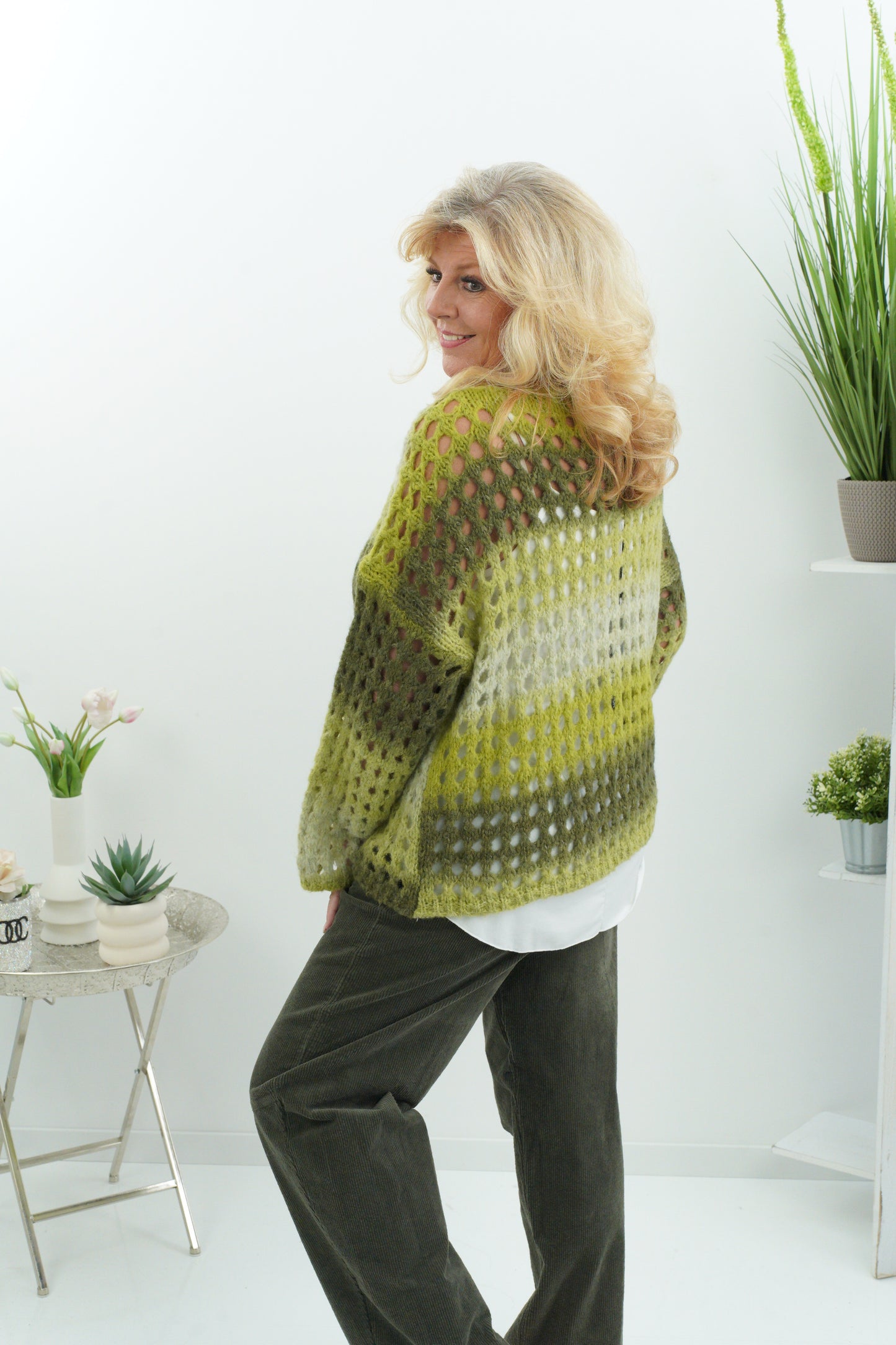 Pullover in Khaki-Grün mit wunderschönem Farbverlauf