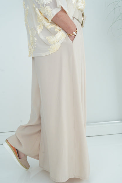 Hose in Beige (38-42)