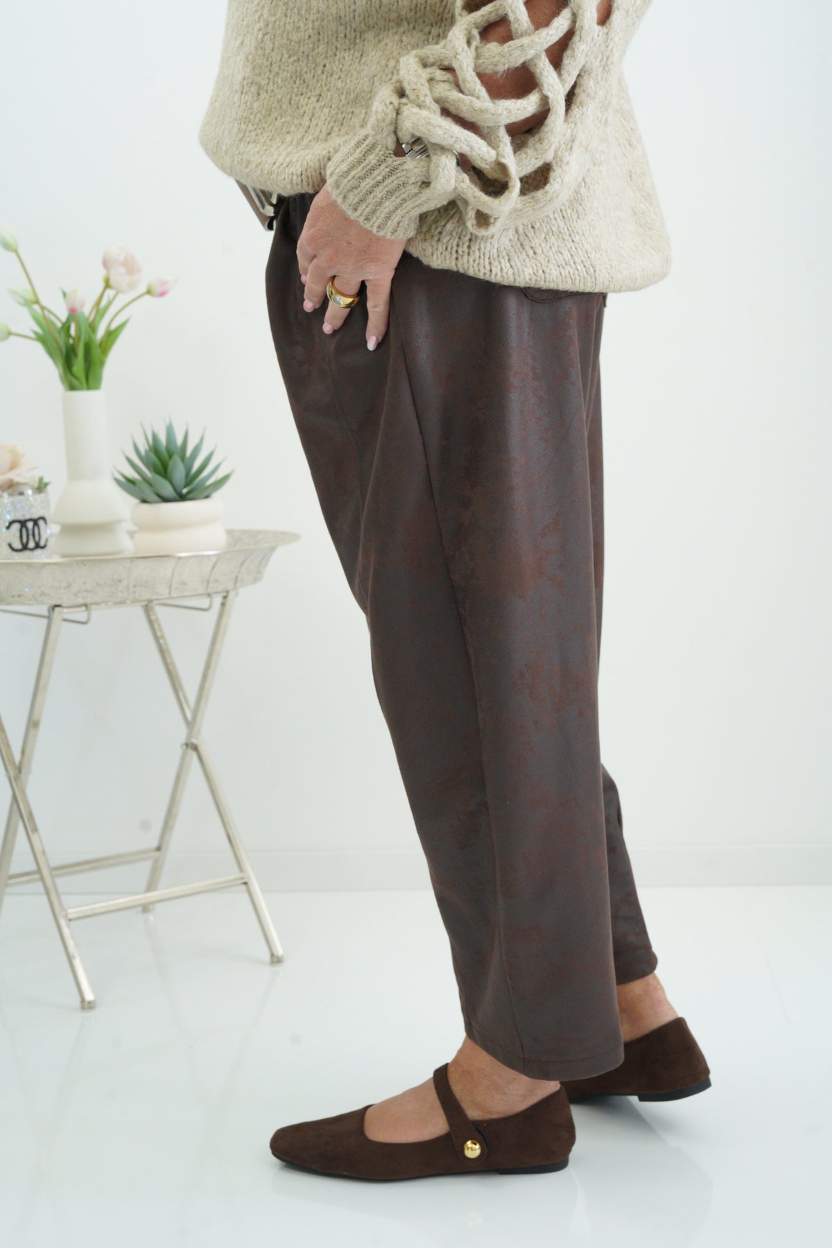 Stilvolle elegante Hose in Chocolate (38-42)