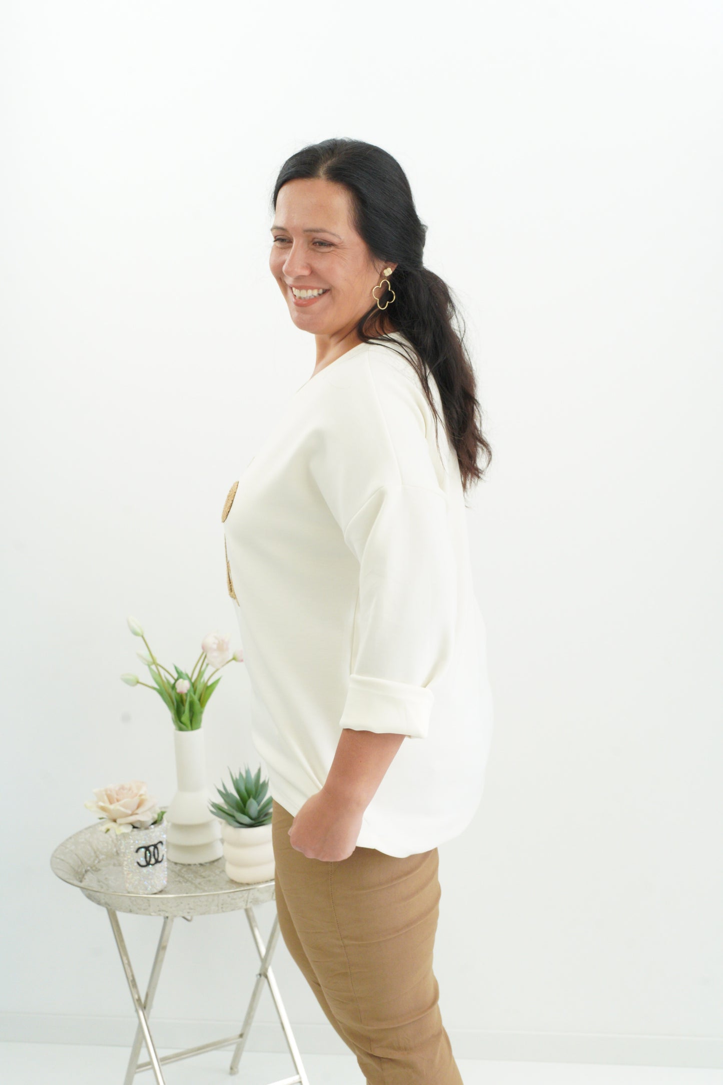 Lässiges Sweatshirt in Ecru-Creme (40-44)