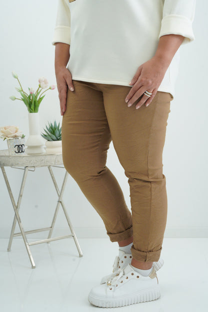 Lässige Joggpant in Camel (42-46+)
