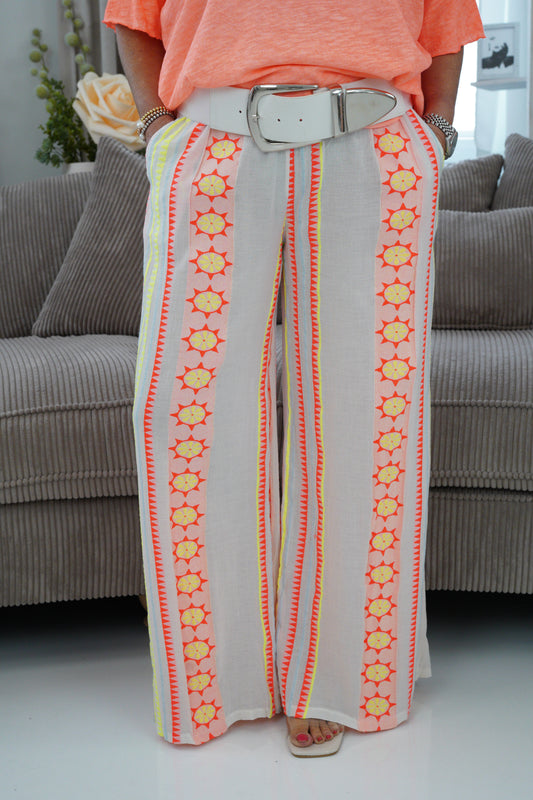 Marlenehose bedruckt in beige (38-42)