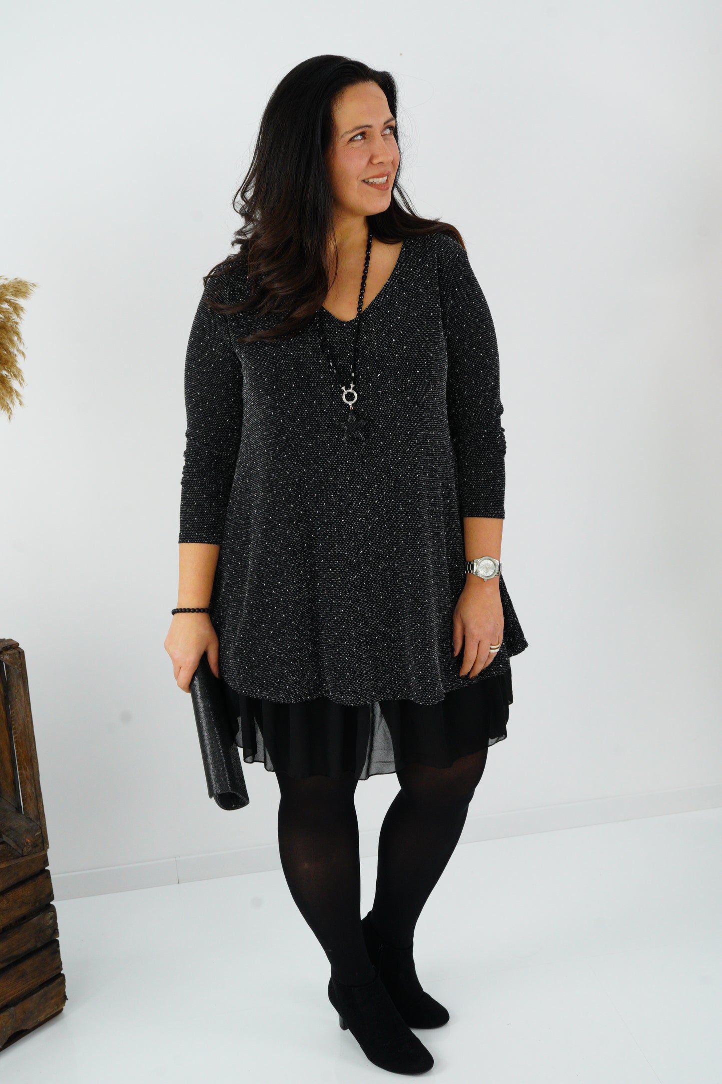 Kleid in Schwarz mit Glitzer (38-42+)