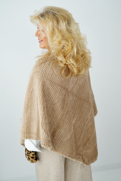 Poncho in Camel (One Size)