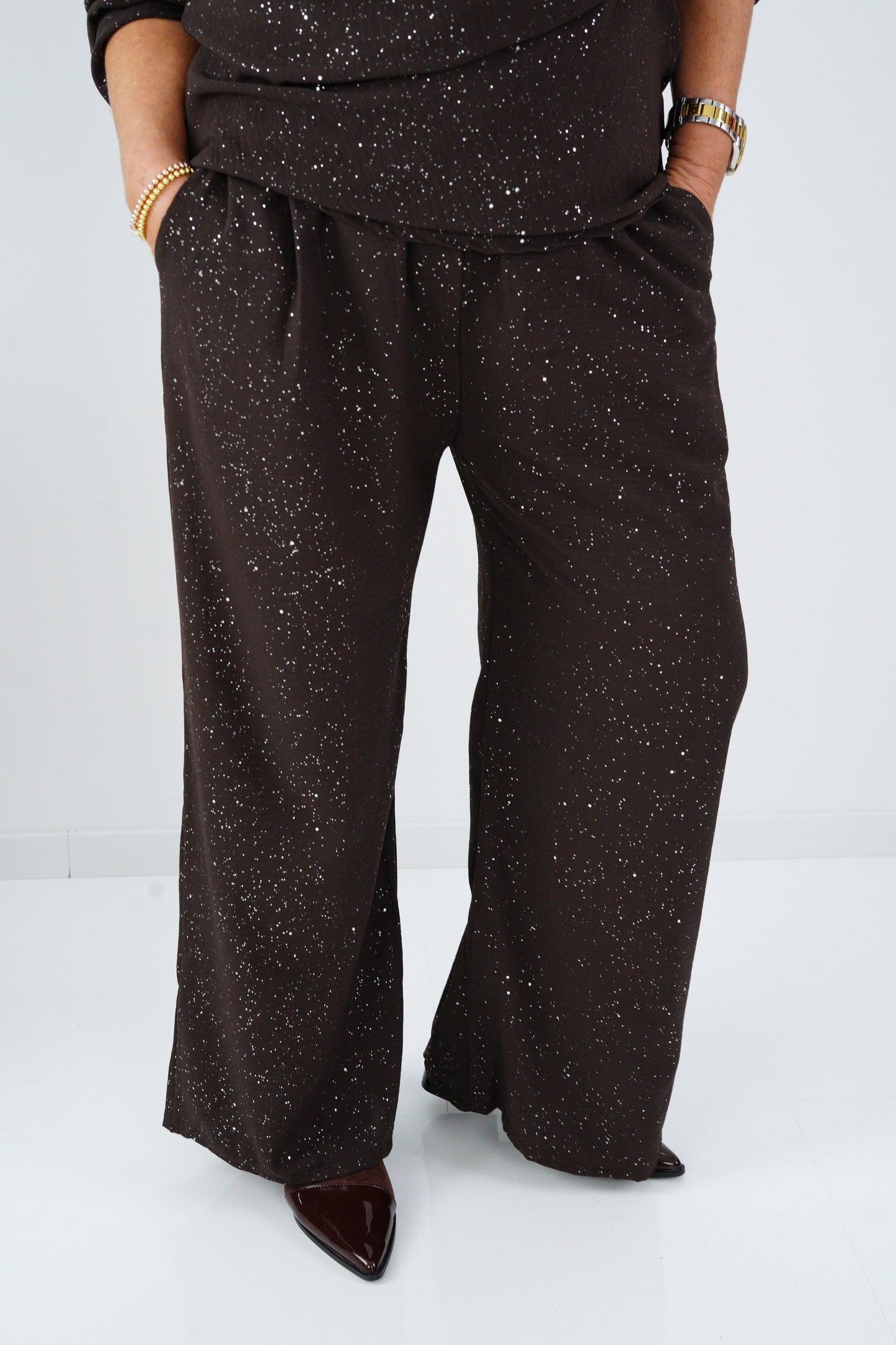 Marlene Hose in Chocolate (38-42+)