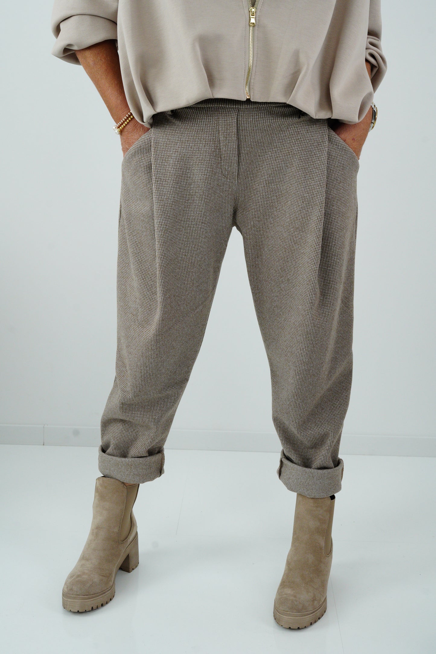 Baggy Hose in Beige (38-42+)