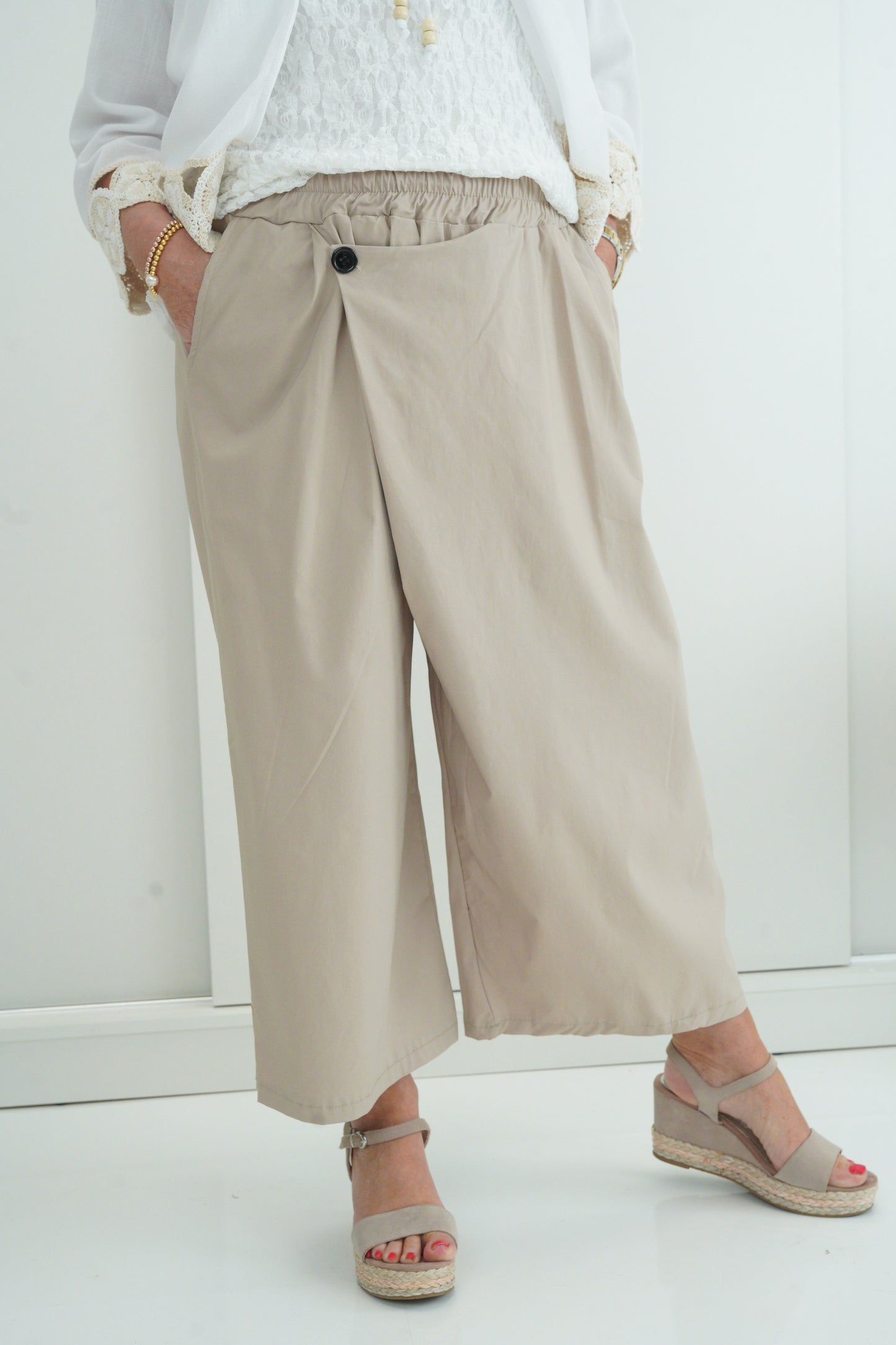 Hose in Beige (38-44+)