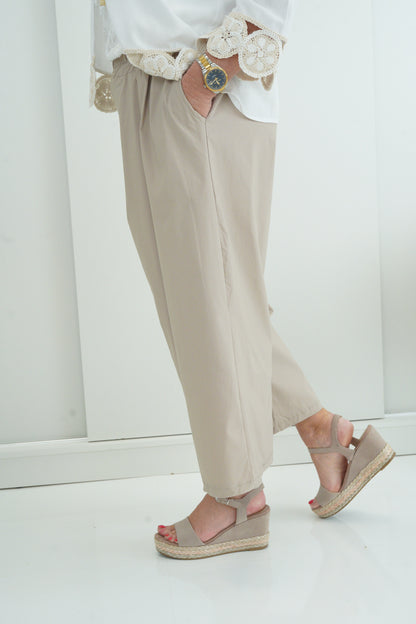 Hose in Beige (38-44+)