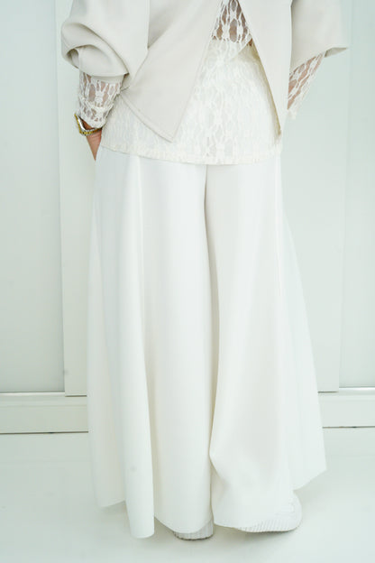 Palazzo Hose in Weiß (38-42+)