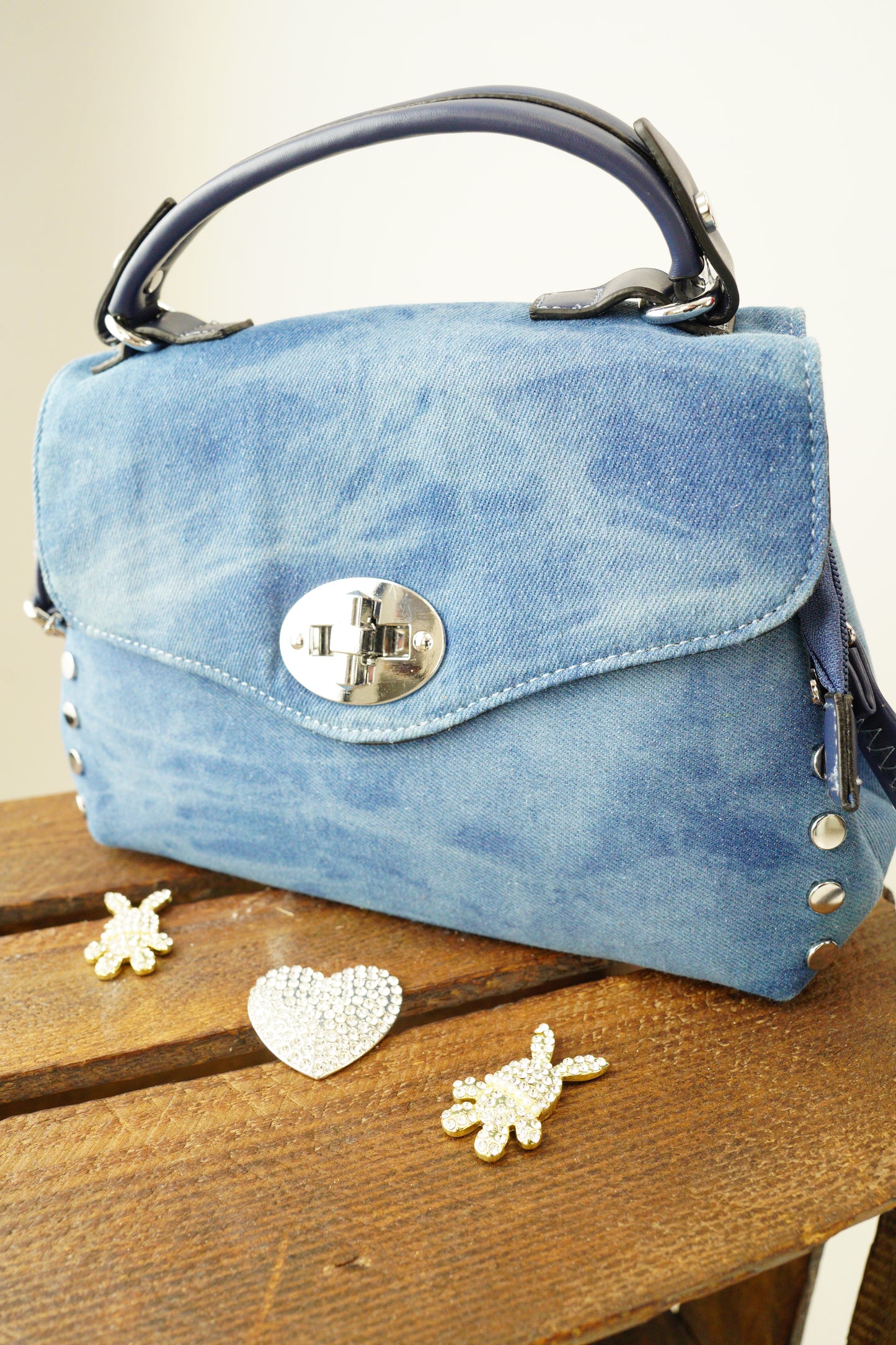 Jeanstasche in Jeansblau/Batiklook