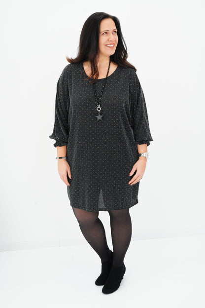 Kleid in Schwarz (40-44+)