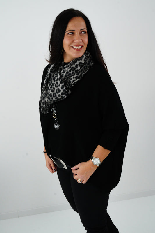 Pullover in Schwarz (42-48-Oversize)