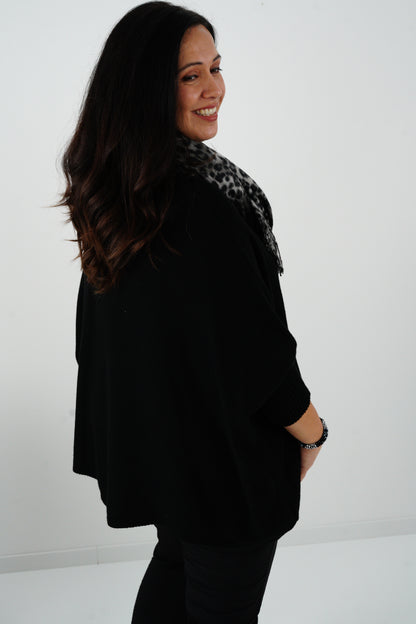 Pullover in Schwarz (42-48-Oversize)