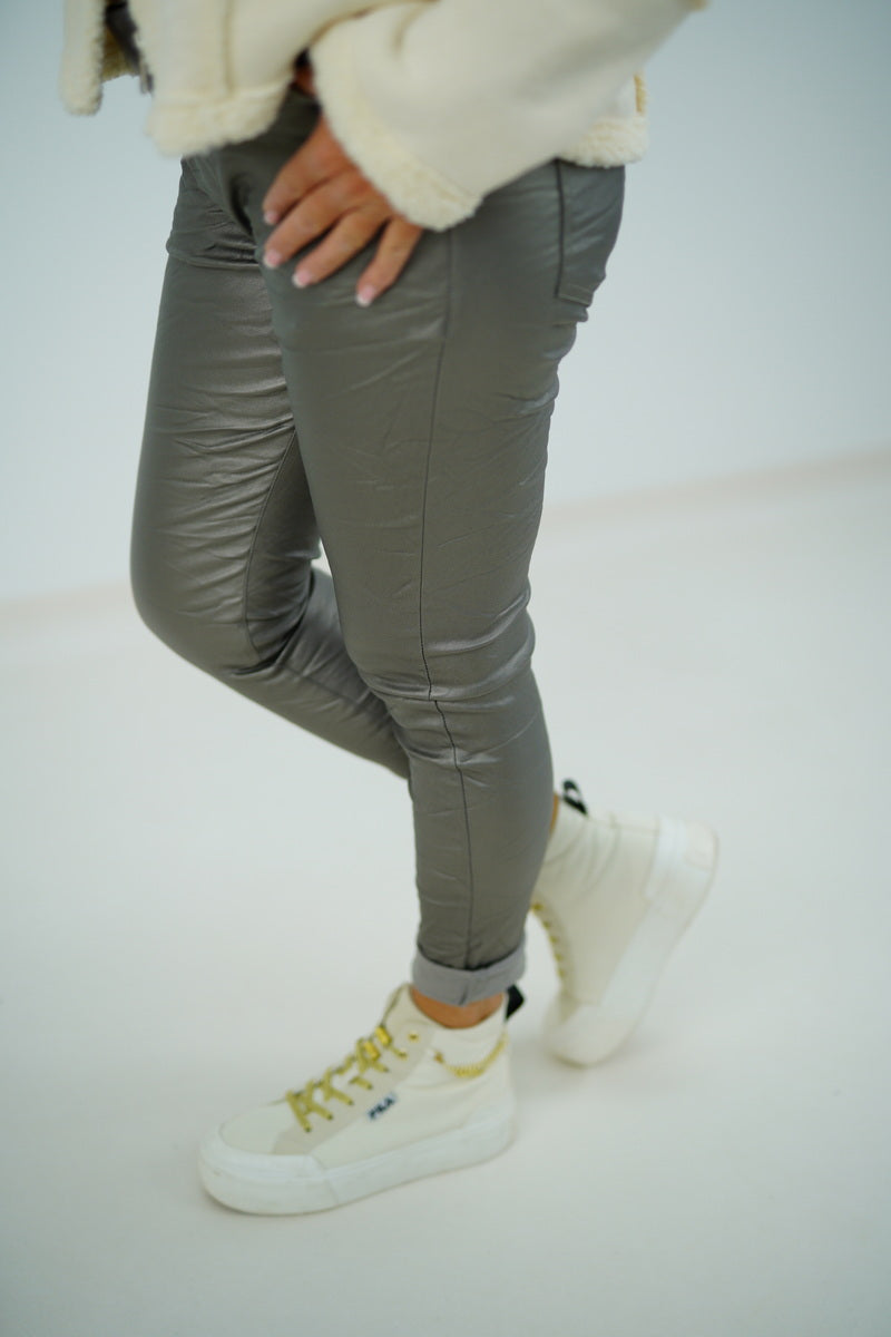 Kunstleder Joggpant "Madeleine" (38-42)