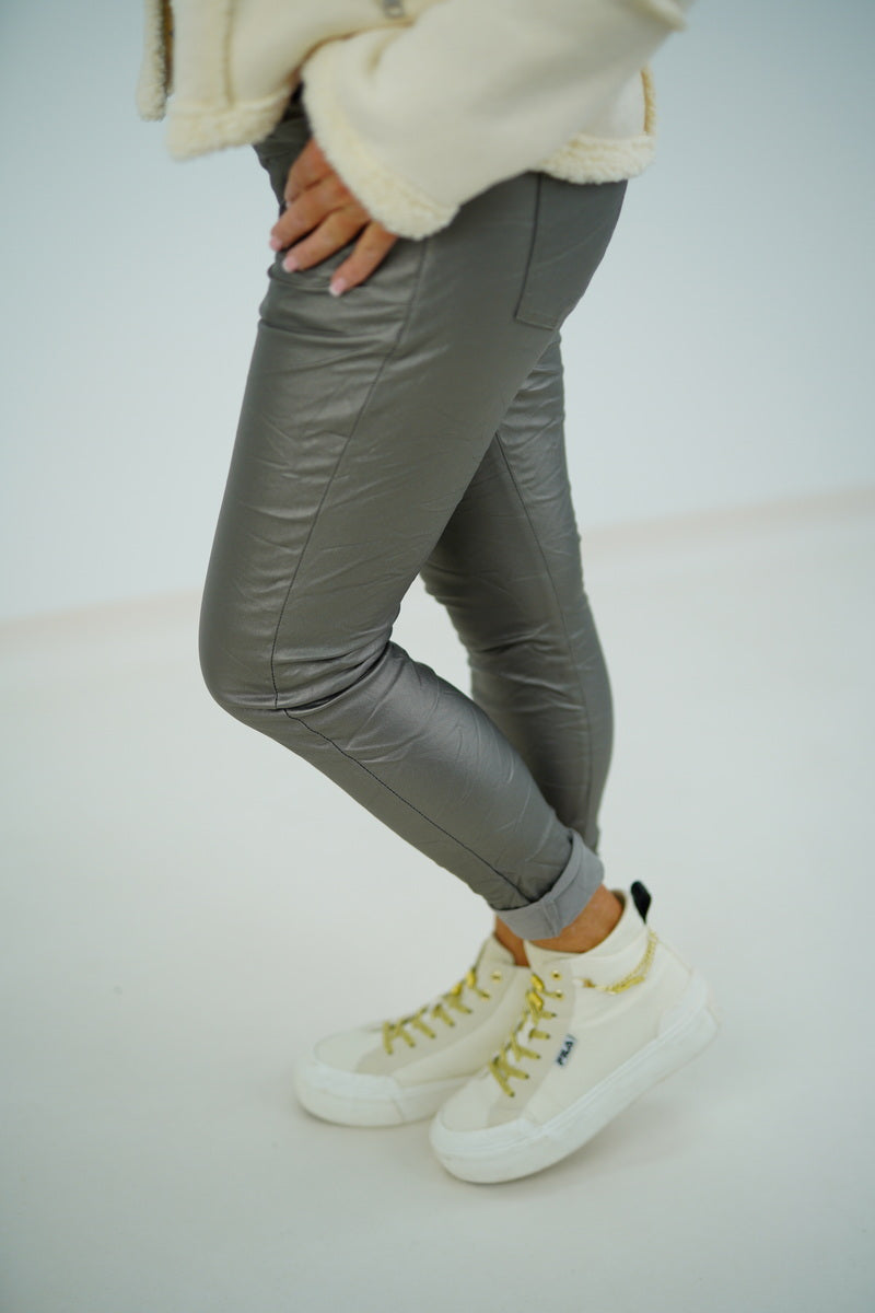 Kunstleder Joggpant "Madeleine" (38-42)