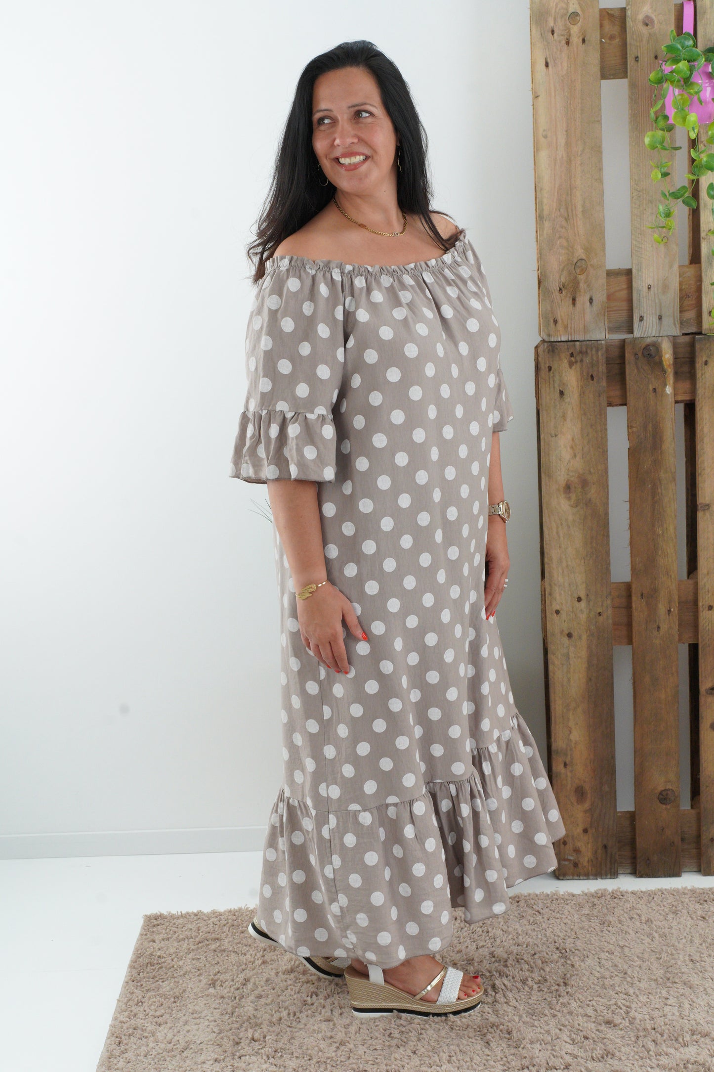 Kleid in Taupe-Weiß (40-44+)