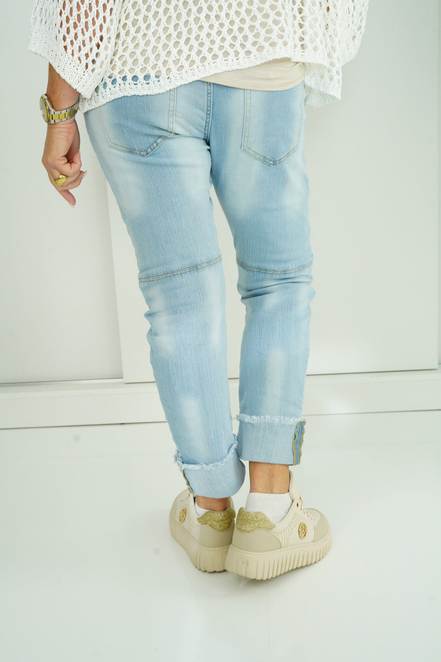 Jeans in Light Blue Beige (S-XL)