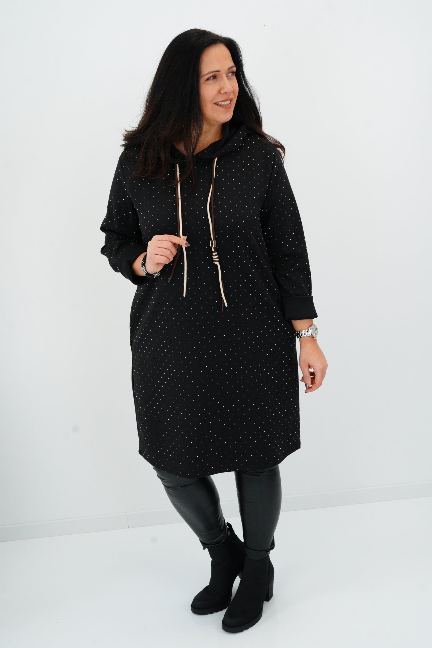 Kleid in Schwarz (40-44)