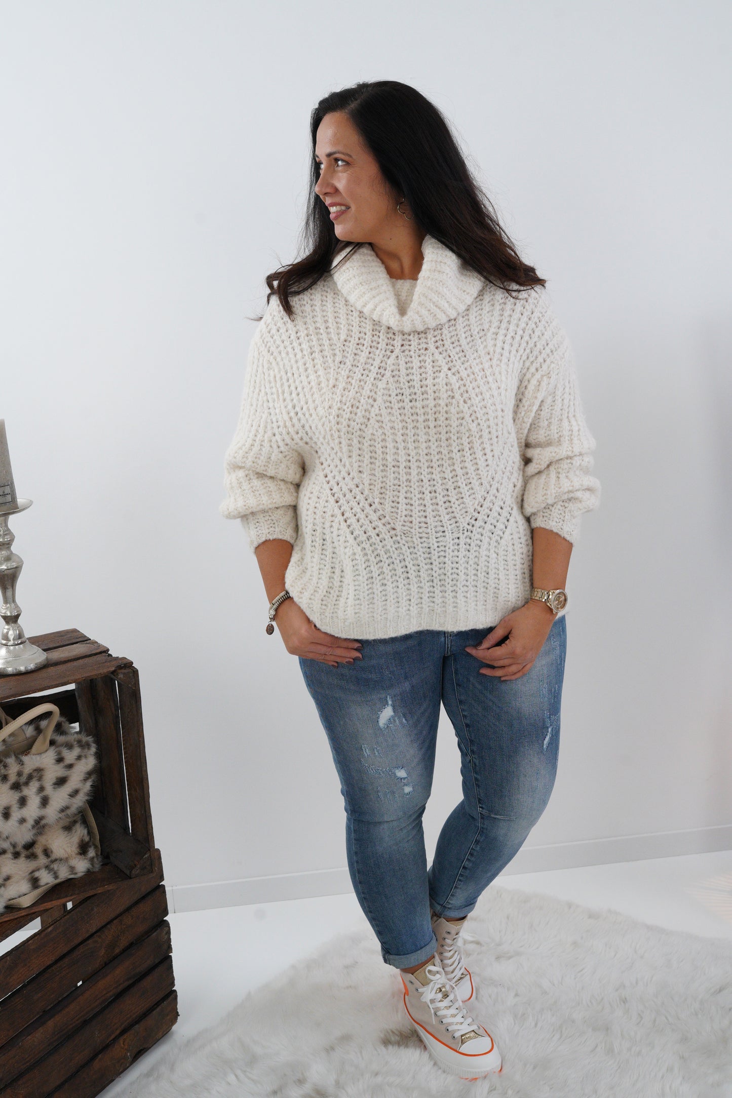 Rollkragenpullover in Ecru (38-44)