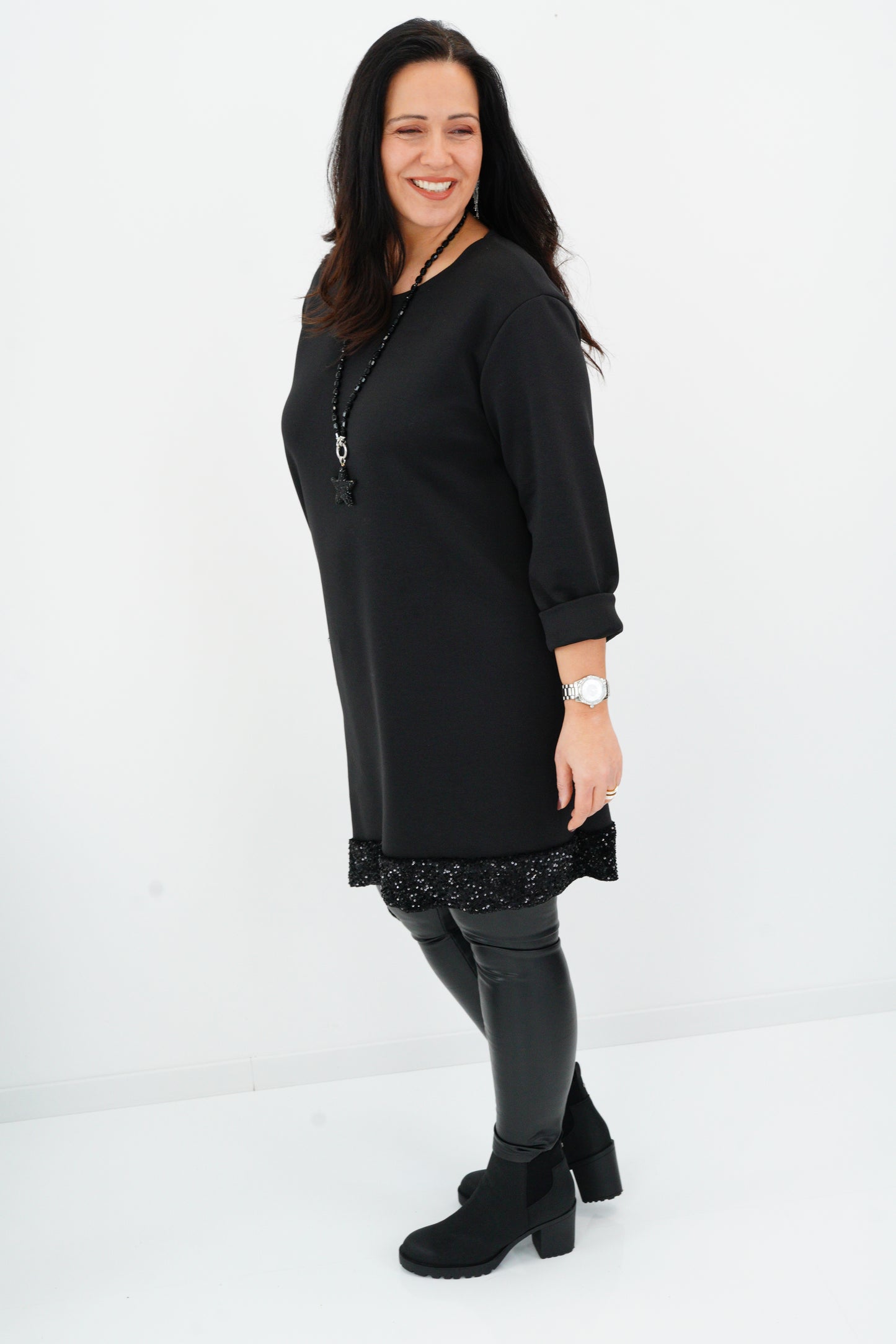 Kleid in Schwarz (40-44)