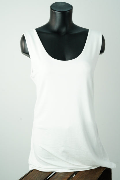 Top Basic in Weiß  (38-42+)